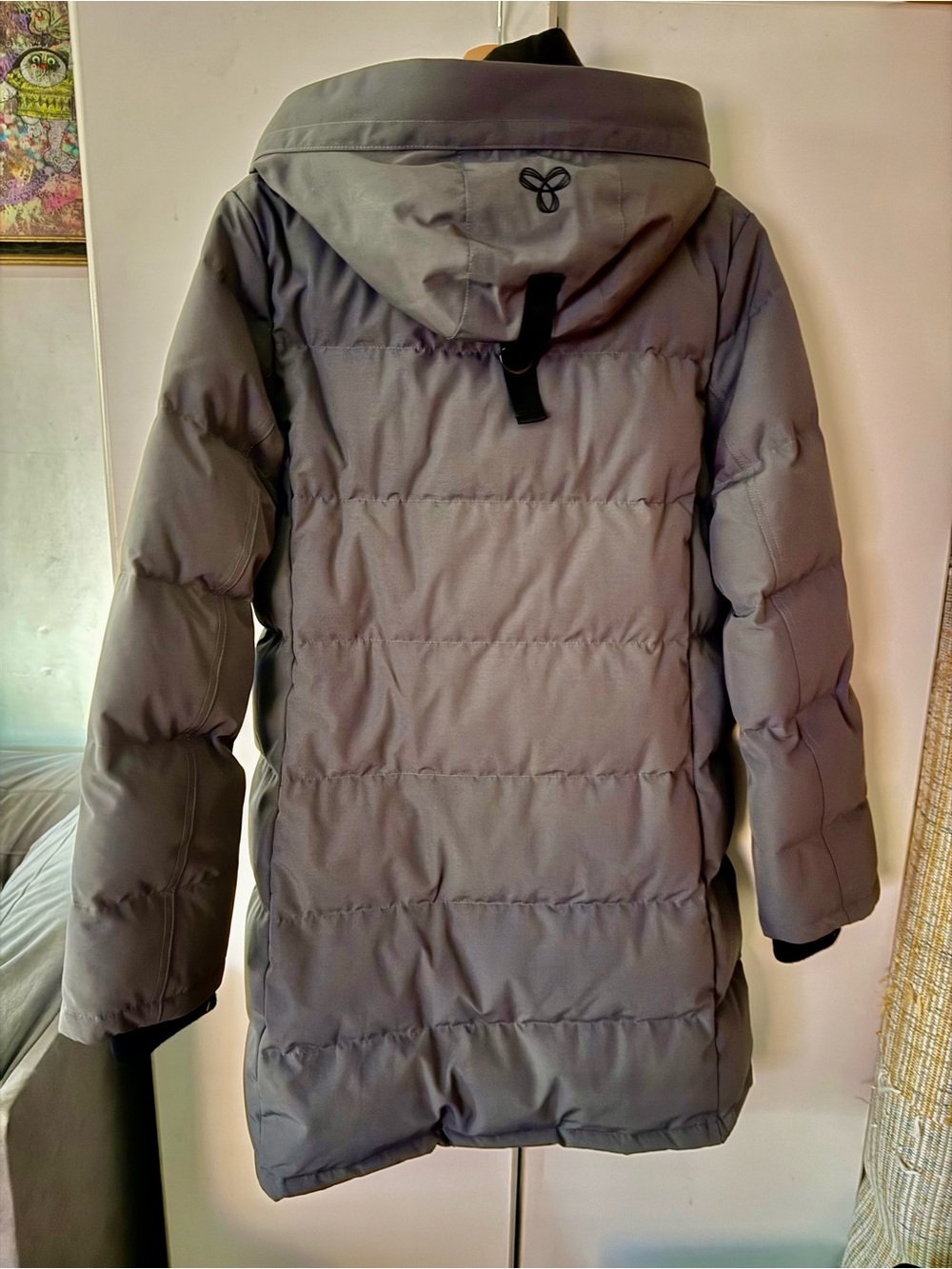 TNA ARITZIA The Powder Parka in Grey Womens Puffer Coat with Hood - Picture 3 of 7
